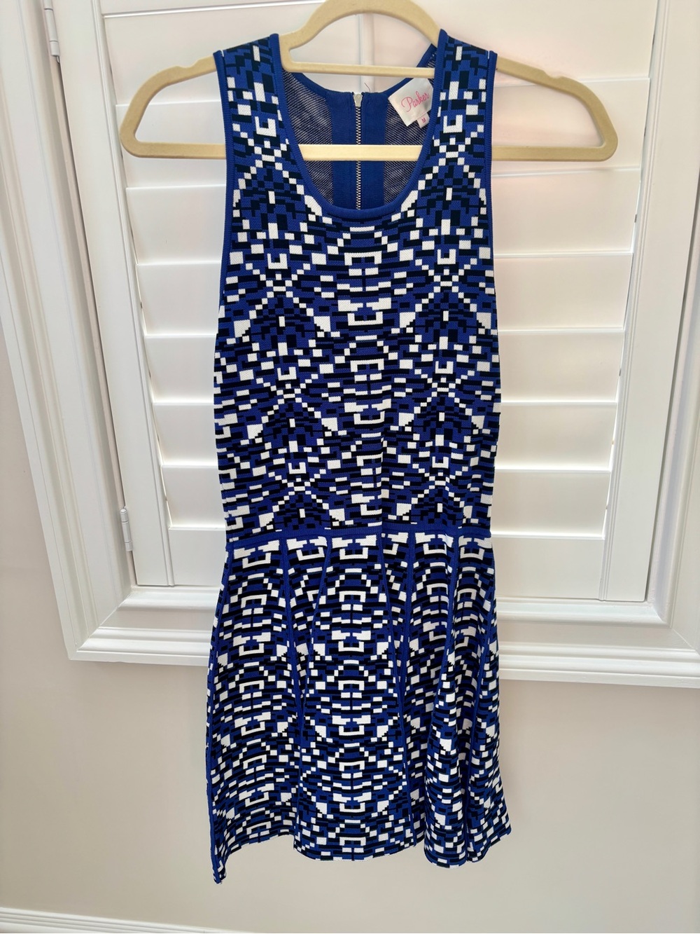 Parker Kaitlyn Ponte Knit Dress Blue & White Geometric Pattern Size M Medium